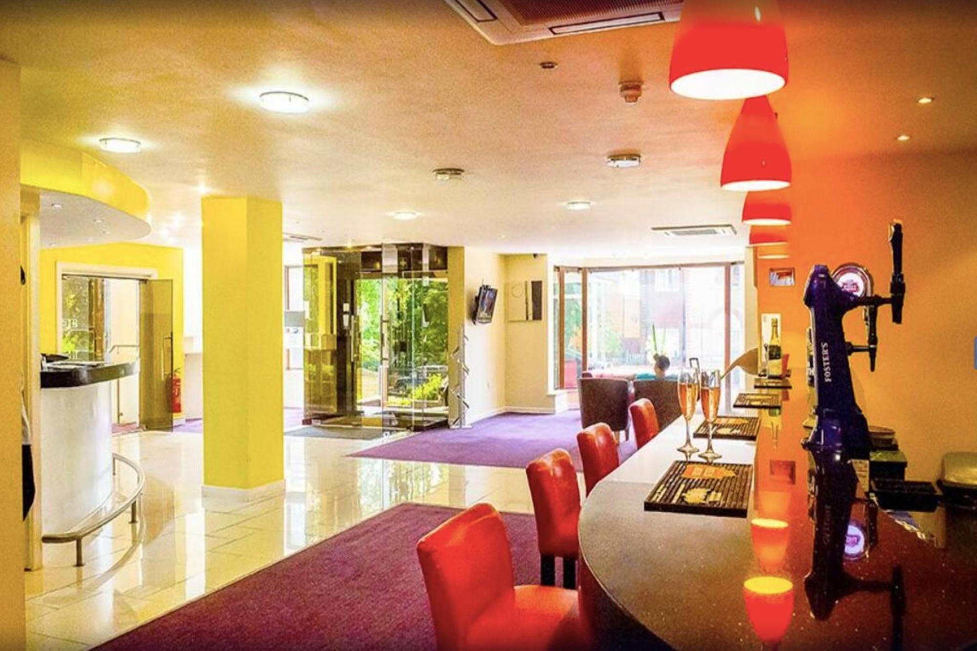 The Luton Hotel Dış mekan fotoğraf